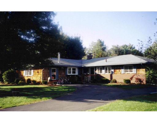 4 Bowdoin St, Danvers, MA 01923 photo 1
