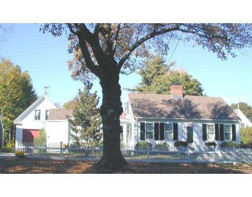 35 High St, Hingham, MA 02043 photo 1