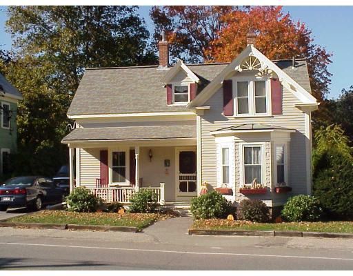 8 Central St, Rowley, MA 01969 photo 1