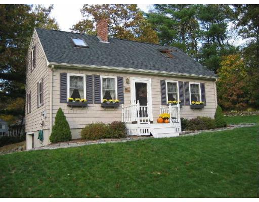 1 Walnut Ln, Middleton, MA 01949 photo 1