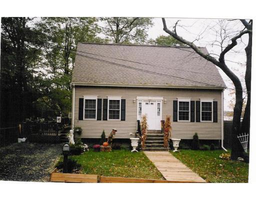 290 Homestead St, Fall River, MA 02720 photo 1