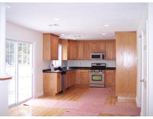 550 Common St, Walpole, MA 02081 photo 2