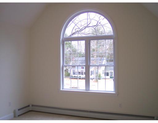 550 Common St, Walpole, MA 02081 photo 4