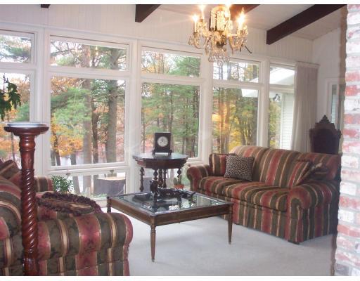 35 Beaver Pond Rd, Beverly, MA 01915 photo 5