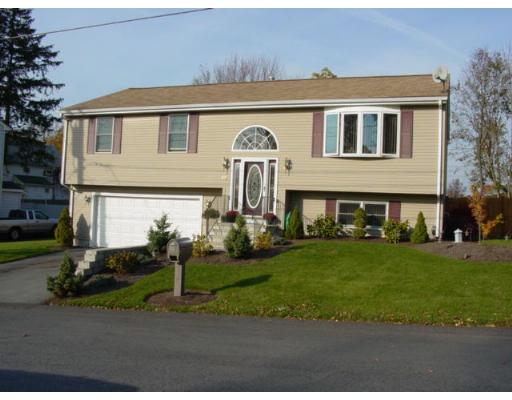 66 Sara Lynn Ct, Fall River, MA 02720 photo 1