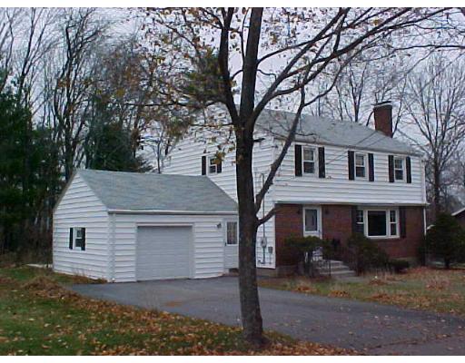 8 Walter St, Worcester, MA 01609 photo 1