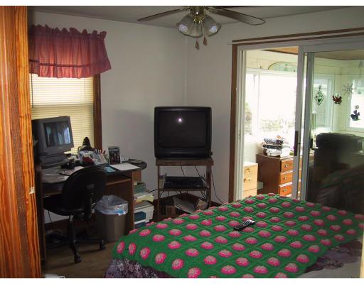 27 Barton St, Springfield, MA 01104 photo 3