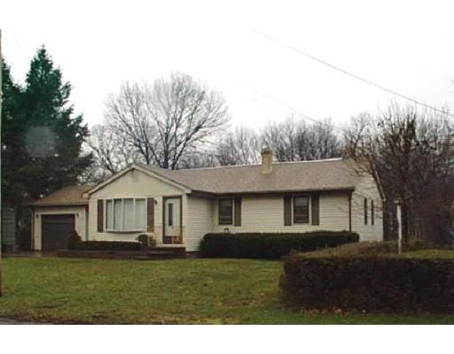 222 Mccarthy Ave, Chicopee, MA 01020 photo 1