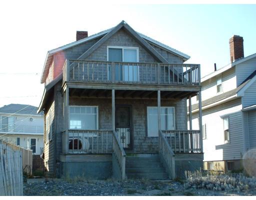 21 Beach Ave, Hull, MA 02045 photo 2