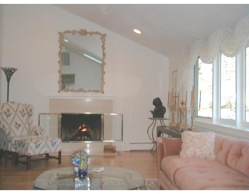 128 Spring Ln, Canton, MA 02021 photo 4