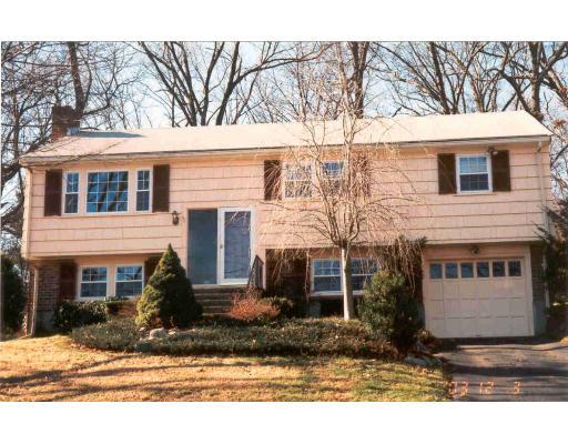 2 Longview, Framingham, MA 01701 photo 1
