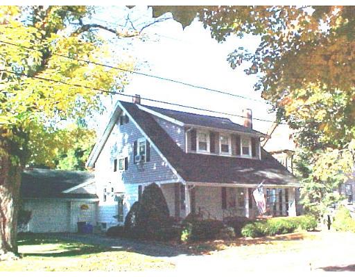 5 Everett St, Taunton, MA 02780 photo 1