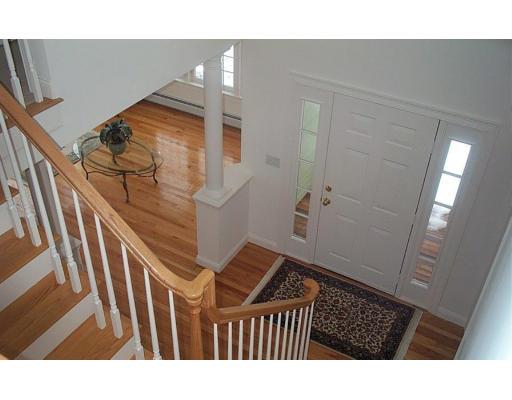 6 Cardinal Ct, Stow, MA 01775 photo 2