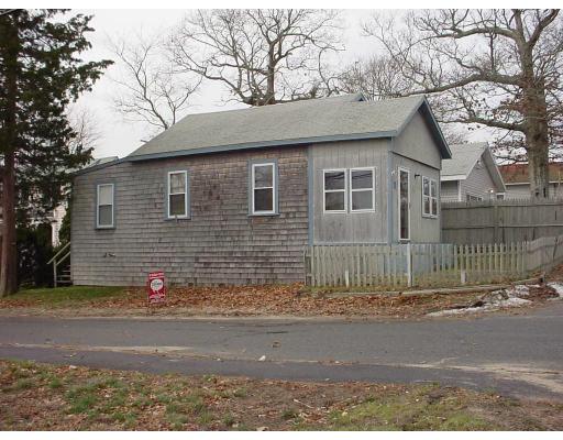 11 Dale Ave, Wareham, MA 02558 photo 1