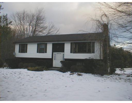 10 Fox Run Ln, Hampden, MA 01036 photo 1