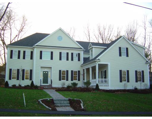 93 Clarke Cir, Needham, MA 02492 photo 1