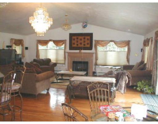 65 Upton, Uxbridge, MA 01569 photo 3