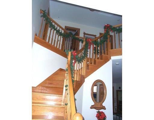 5 Hillside Dr, Hadley, MA 01035 photo 6