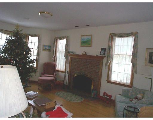 5 Hillside Dr, Hadley, MA 01035 photo 5