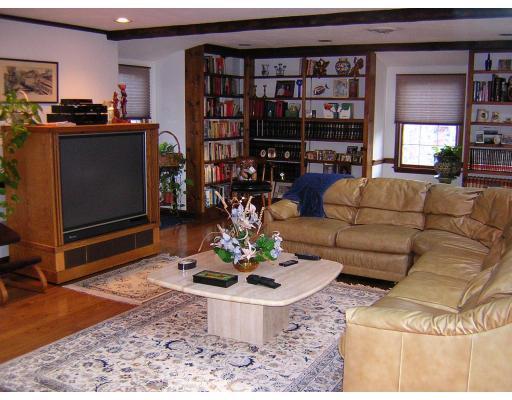 3 Cherry Ln, Braintree, MA 02184 photo 7