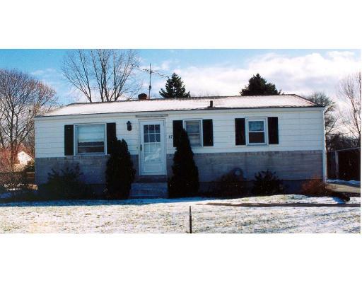 87 Redfern Dr, Springfield, MA 01109 photo 1