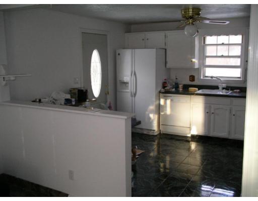 16 Nutmeg, Worcester, MA 01603 photo 2