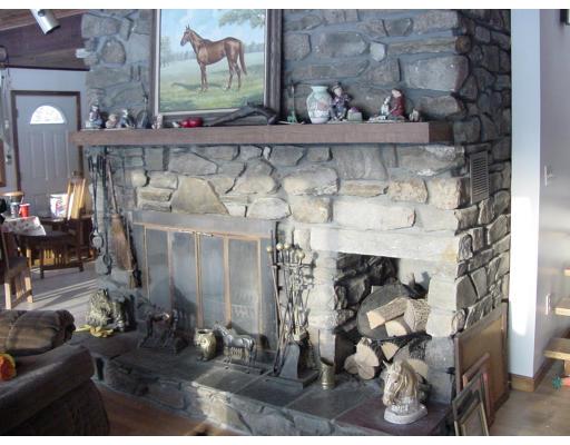 63 Stage Rd, Hampstead, NH 03841 photo 4