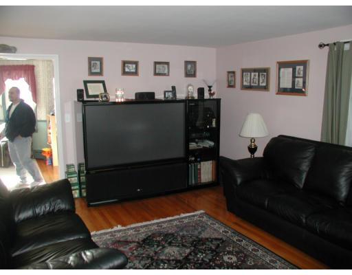 43 Randall St, Worcester, MA 01606 photo 5