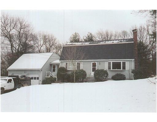 8 Beehive Rd, Walpole, MA 02081 photo 1
