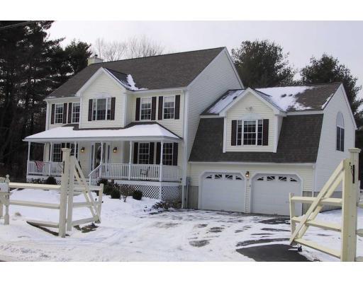 83 Grove St, Upton, MA 01568 photo 1
