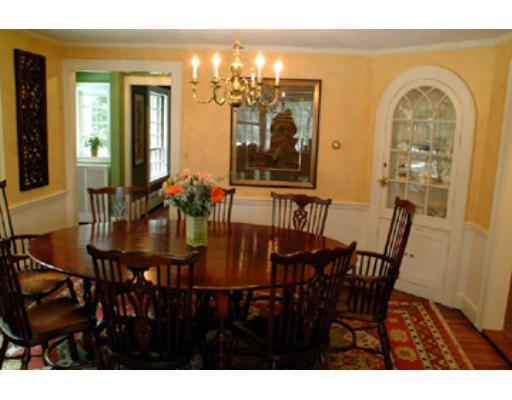 397 South St, Needham, MA 02492 photo 4