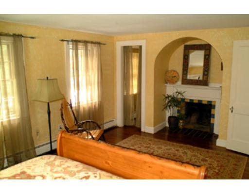 397 South St, Needham, MA 02492 photo 6