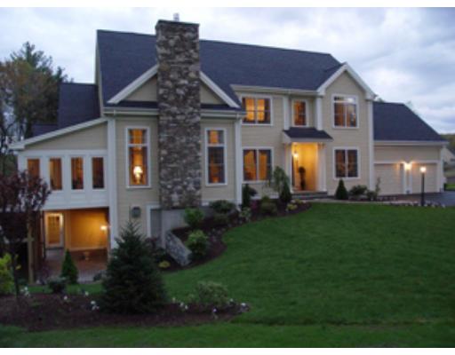 11 Eagle Drive Villa #VILLA 18, Sutton, MA 01590 photo 1