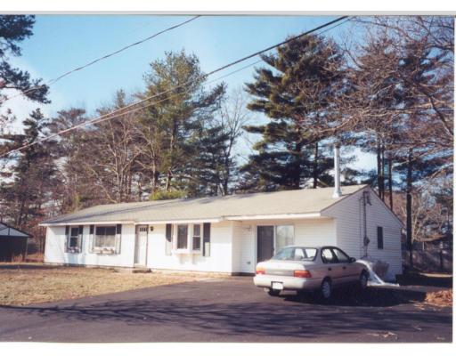8 Christopher Dr, Wareham, MA 02571 photo 1