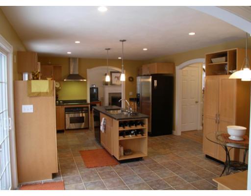2 Granite Rd, Townsend, MA 01469 photo 7