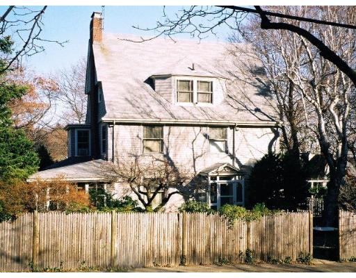133 Buckminster Rd, Brookline, MA 02445 photo 1