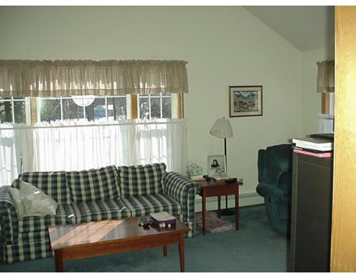 110 Turtle Hill Rd, Dracut, MA 01826 photo 3