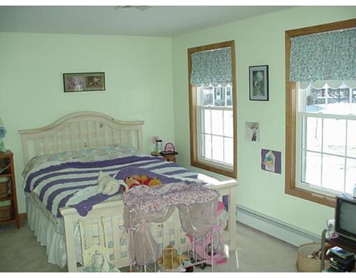 110 Turtle Hill Rd, Dracut, MA 01826 photo 9