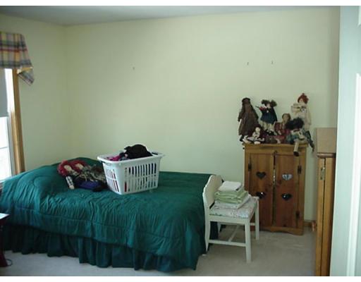 110 Turtle Hill Rd, Dracut, MA 01826 photo 10