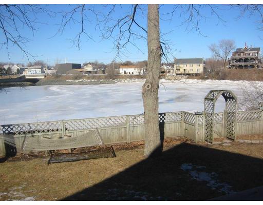19 Endicott St, Danvers, MA 01923 photo 6