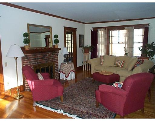 109 Washington Ave, Needham, MA 02492 photo 2