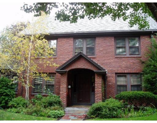 101 Clark Rd, Brookline, MA 02445 photo 1