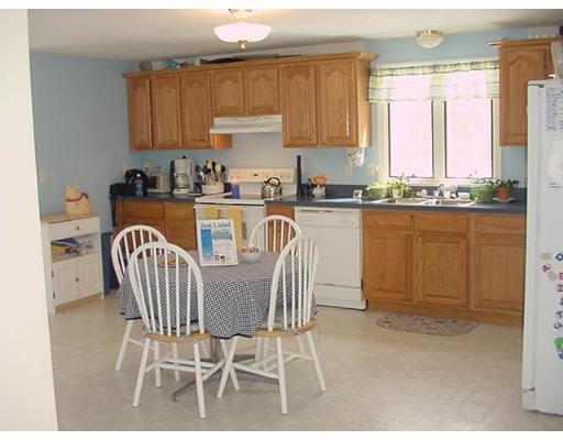 10 Pine St, Douglas, MA 01516 photo 3