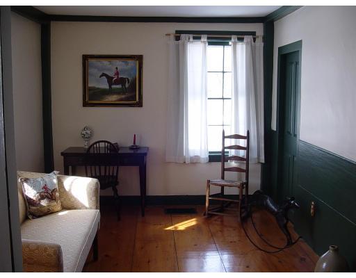 327 Boston Rd, Sutton, MA 01590 photo 3