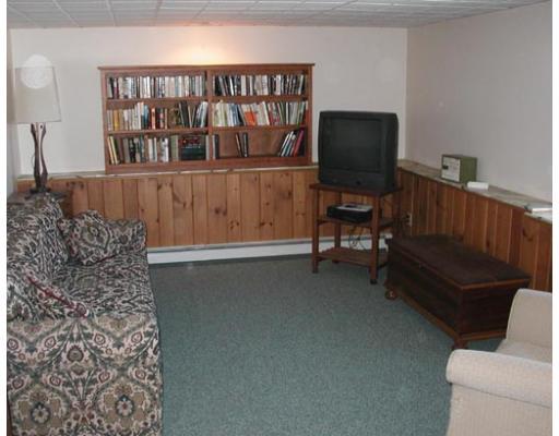 5 Stanley Ct, Gloucester, MA 01930 photo 6