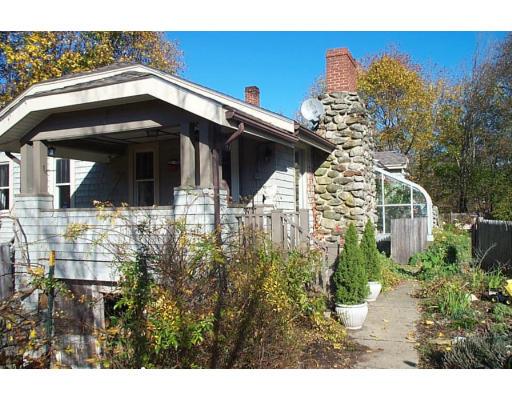 15 Munroe St, Georgetown, MA 01833 photo 2