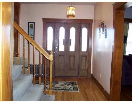 6 Dodge Ave, Worcester, MA 01606 photo 3