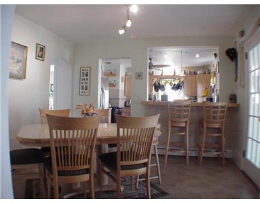 162 Oakland St, Fall River, MA 02720 photo 2
