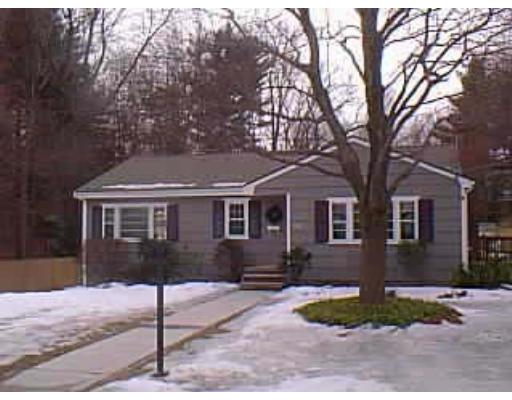 30 Laurel Ln, Reading, MA 01867 photo 1