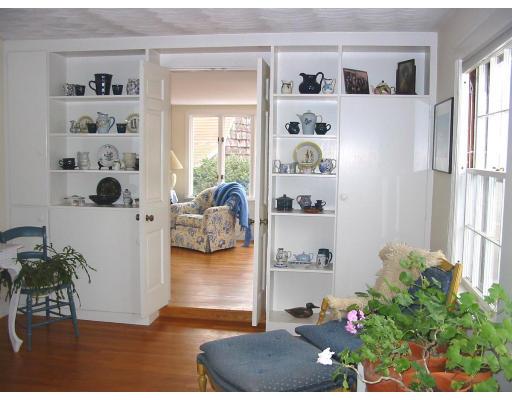 28 Robert Rd, Marblehead, MA 01945 photo 5